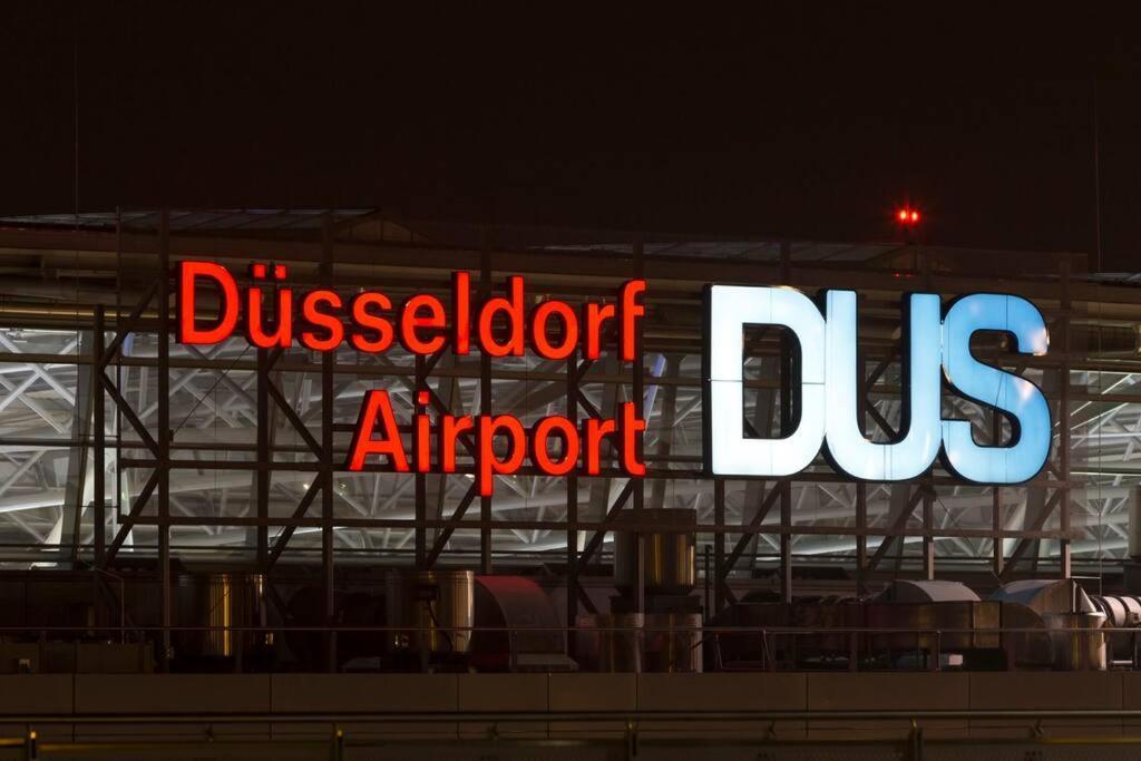 - Sea Apartment Duisburg Center & Parking Spaces & Kingsize Bett - Central Station Hbf - Exteriör bild